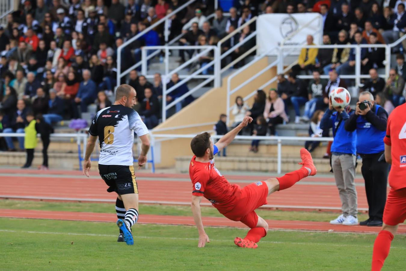 Fotos: Partido entre el Unionistas y el Fuenlabrada (2/2)