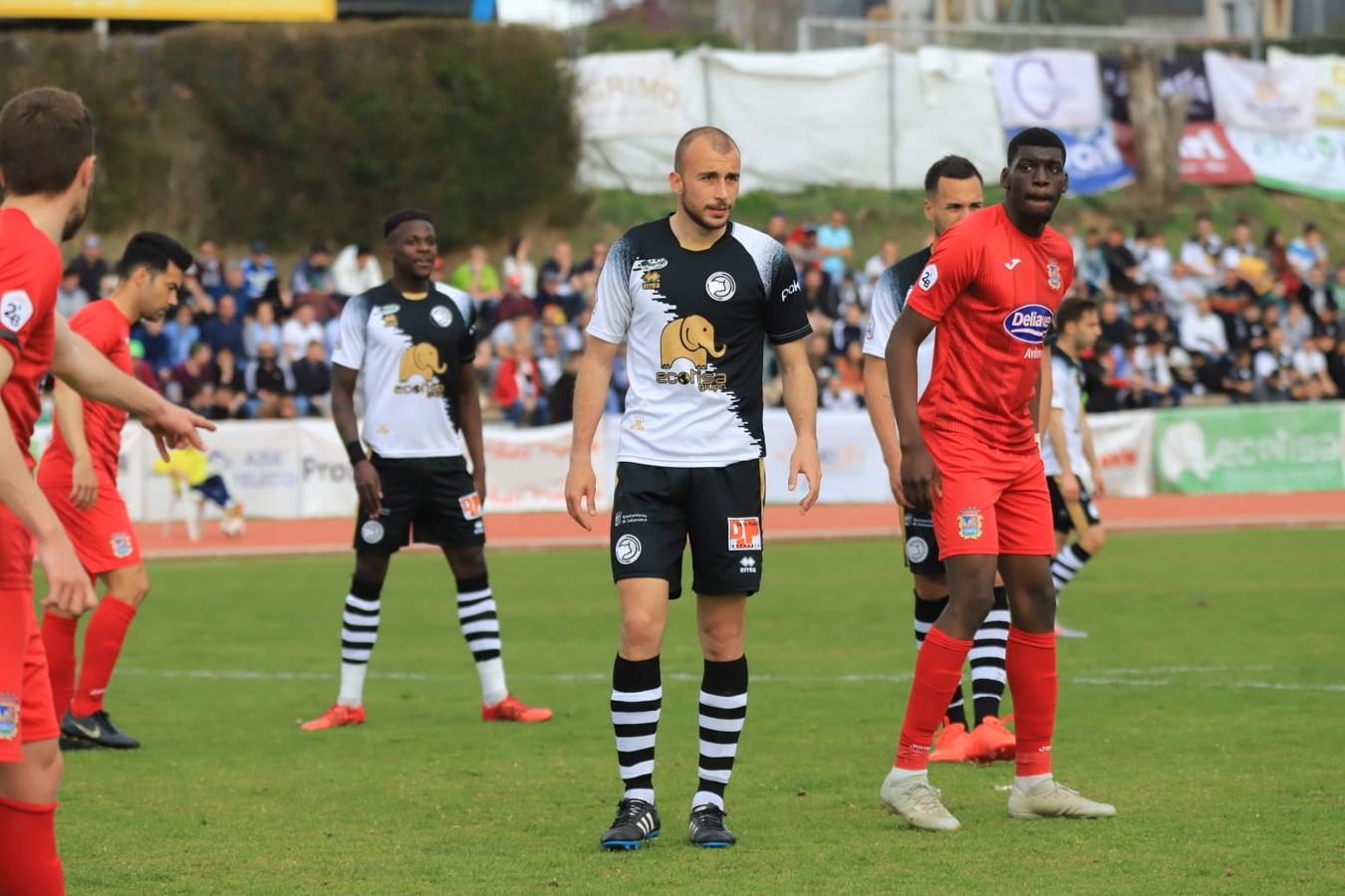 Fotos: Partido entre el Unionistas y el Fuenlabrada (2/2)