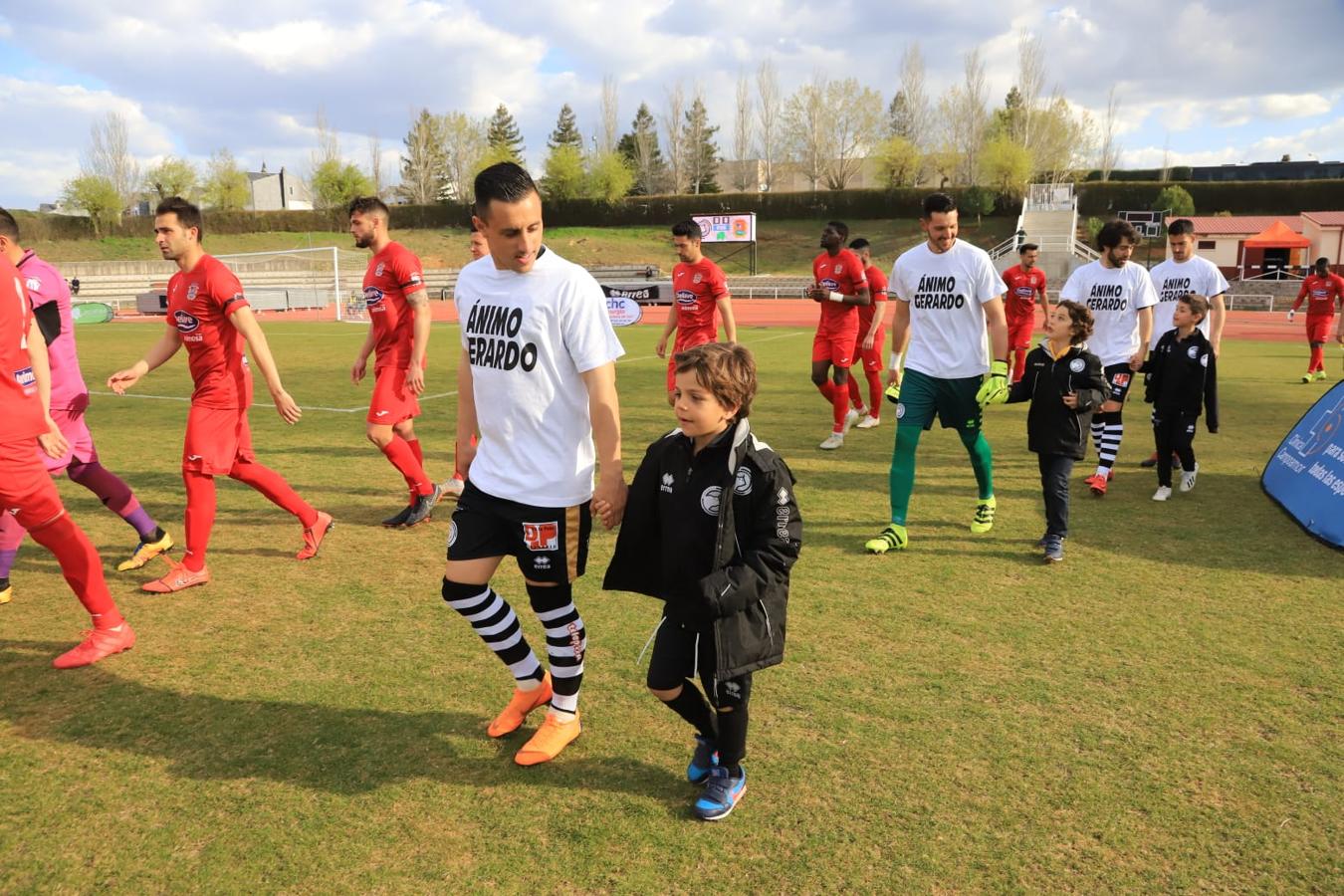 Fotos: Partido entre el Unionistas y el Fuenlabrada (2/2)