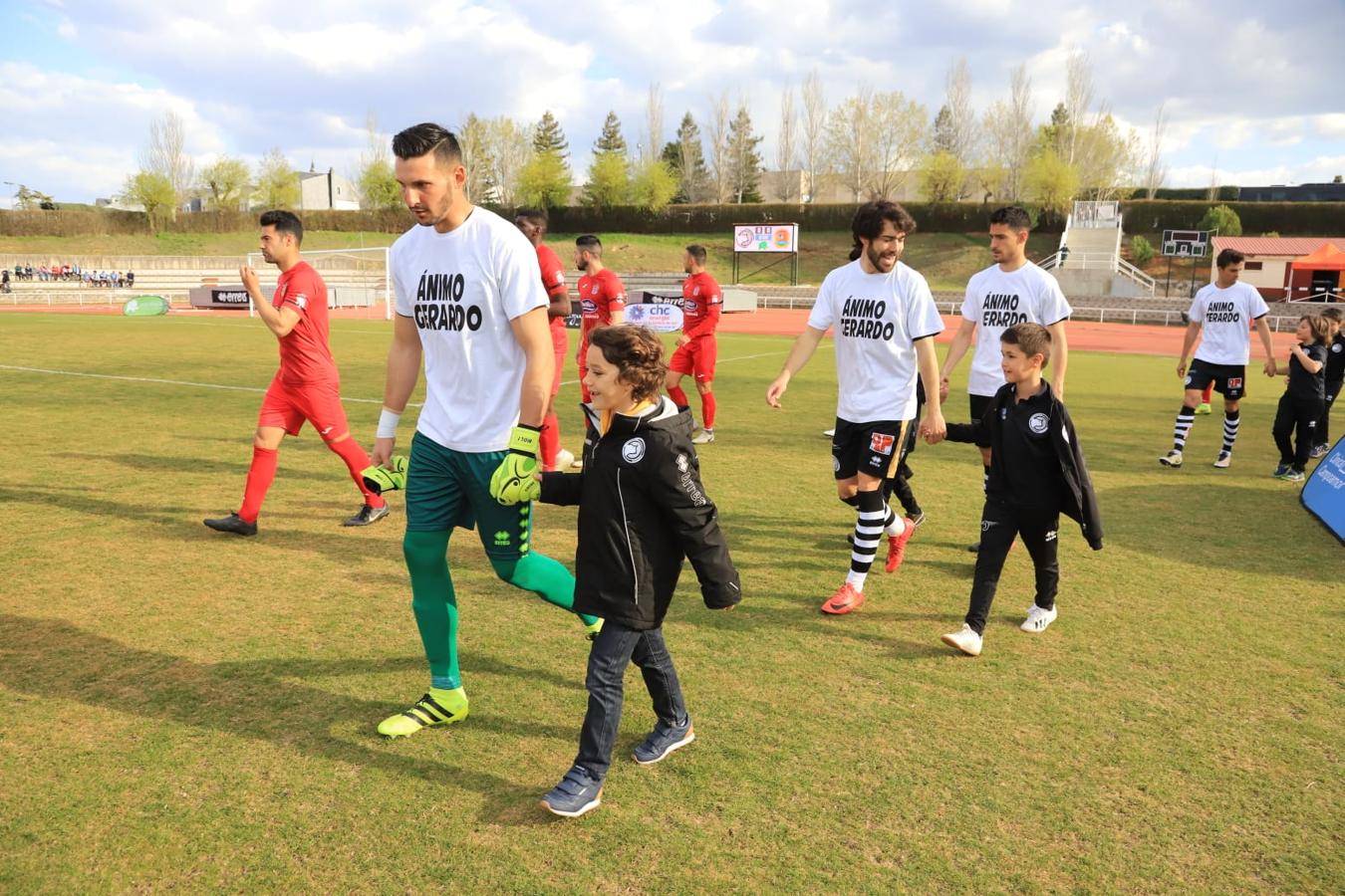 Fotos: Partido entre el Unionistas y el Fuenlabrada (2/2)