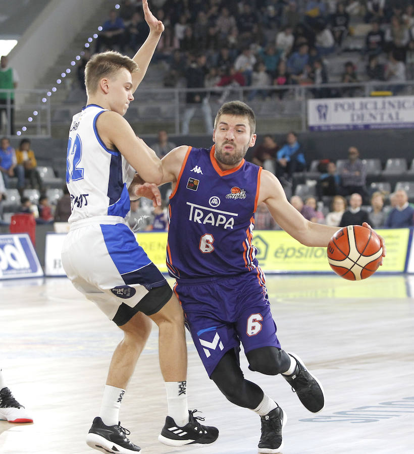 Fotos: Chocolates Trapa Palencia 64-63 CB Prat