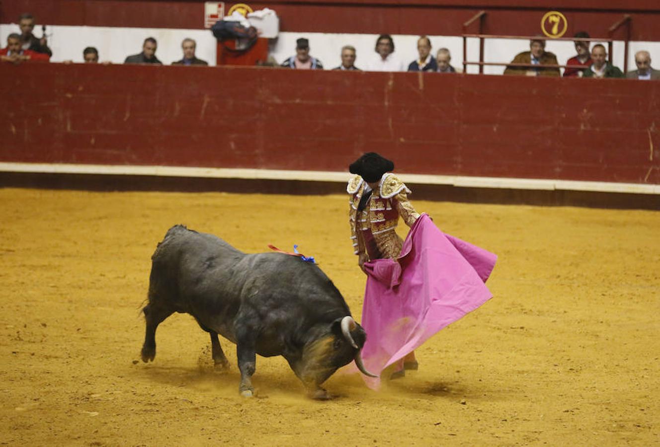 Corrida toros en la plaza vallisoletana de La Flecha (Arroyo de la Encomienda).