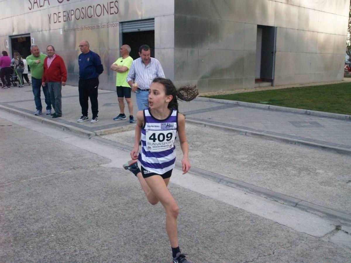 Carrera popular en Pedrajas de San Esteban en favor de la Asociación Española contra el Cáncer