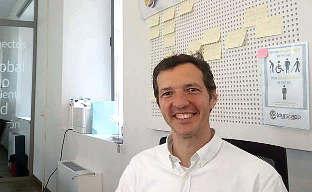 Luis Robledano, creador de la aplicación TourSnapp.