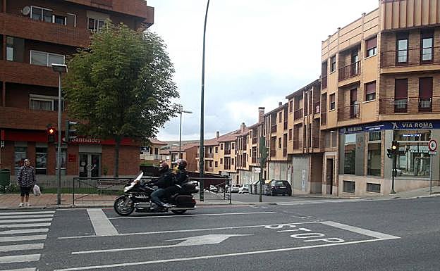 Cruce de Vía Roma con la calle de las Nieves.