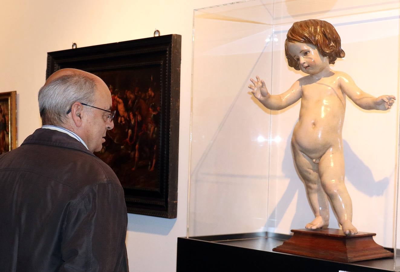 La muestra, abierta hasta el 23 de abril, repasa la visión de artistas como Juan de Juni, Berruguete o Santiago Bellido y Pedro Guerra 