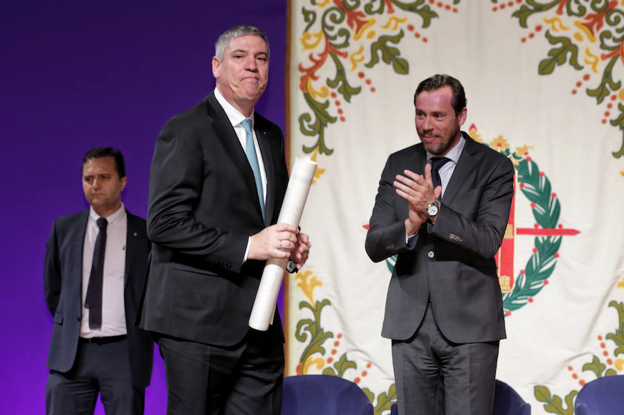 Medalla de Oro de la ciudad a Renault y sus trabajadores y el título de Hijo Predilecto para el vallisoletano José Vicente de los Mozos