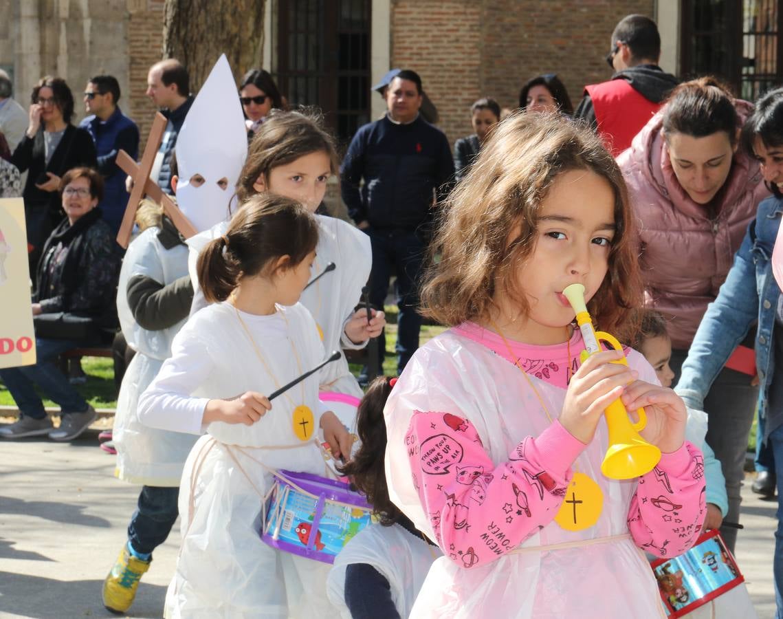 Fotos: Procesión Infantil en la Iglesia de San Pedro Apóstol