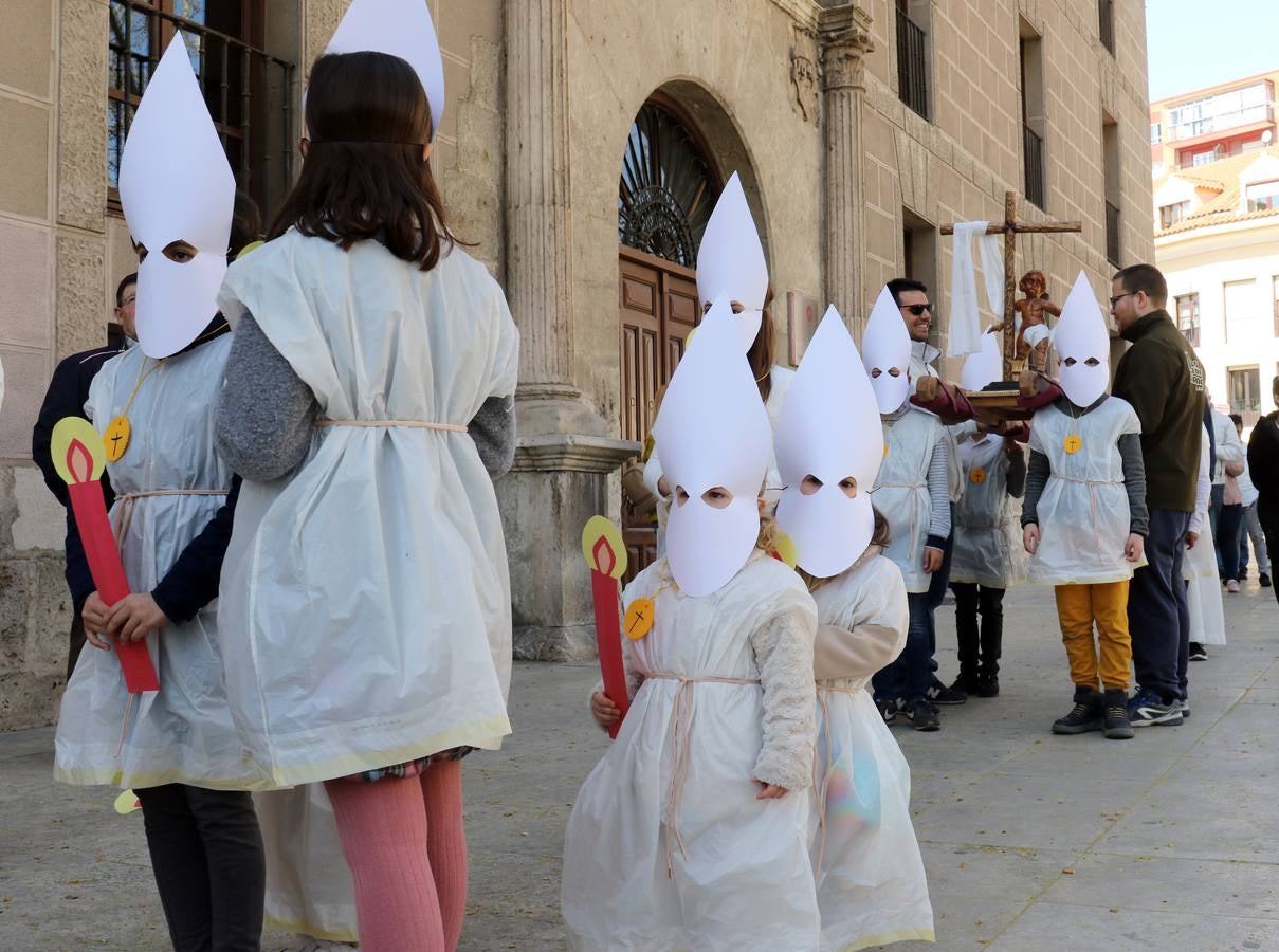 Fotos: Procesión Infantil en la Iglesia de San Pedro Apóstol