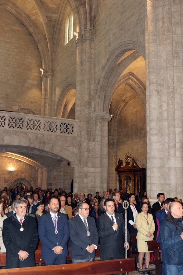 Primera misa con el Cardenal Ricardo Blázquez en la Antigua, despues de la limpieza de la piedra.