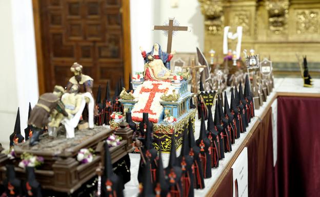 Maqueta de la procesión general de Viernes Santo. 