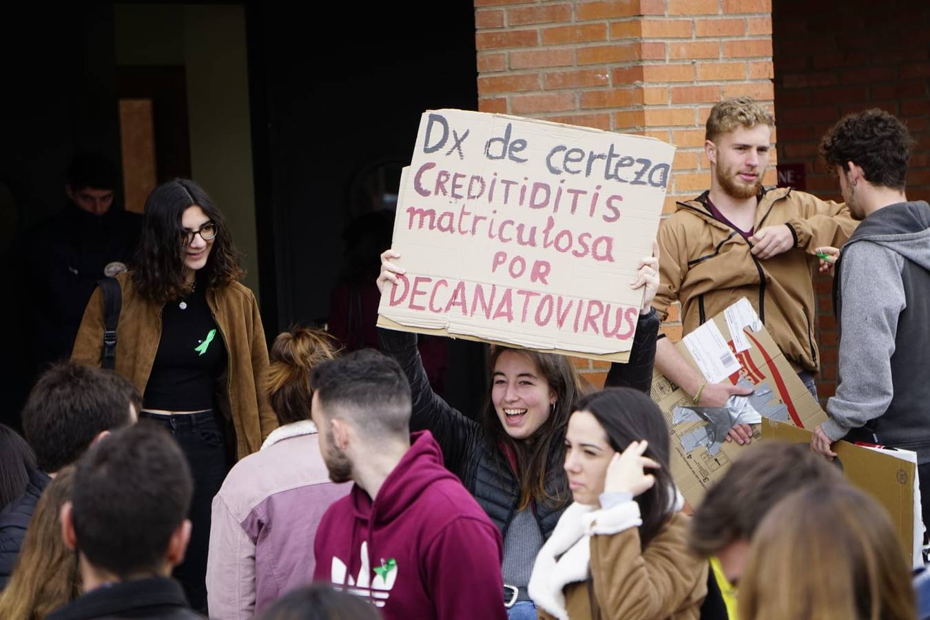 Fotos: Protesta de los estudiantes de Medicina en Salamanca