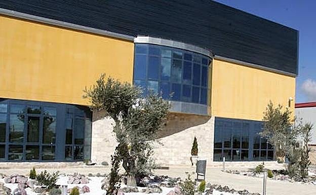 Exterior de las oficinas de la empresa Pevafersa en Toro en 2008. 