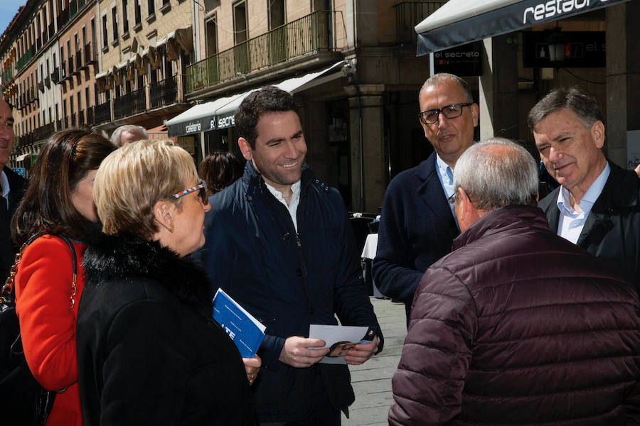 Fotos: El secretario general de PP visita Segovia