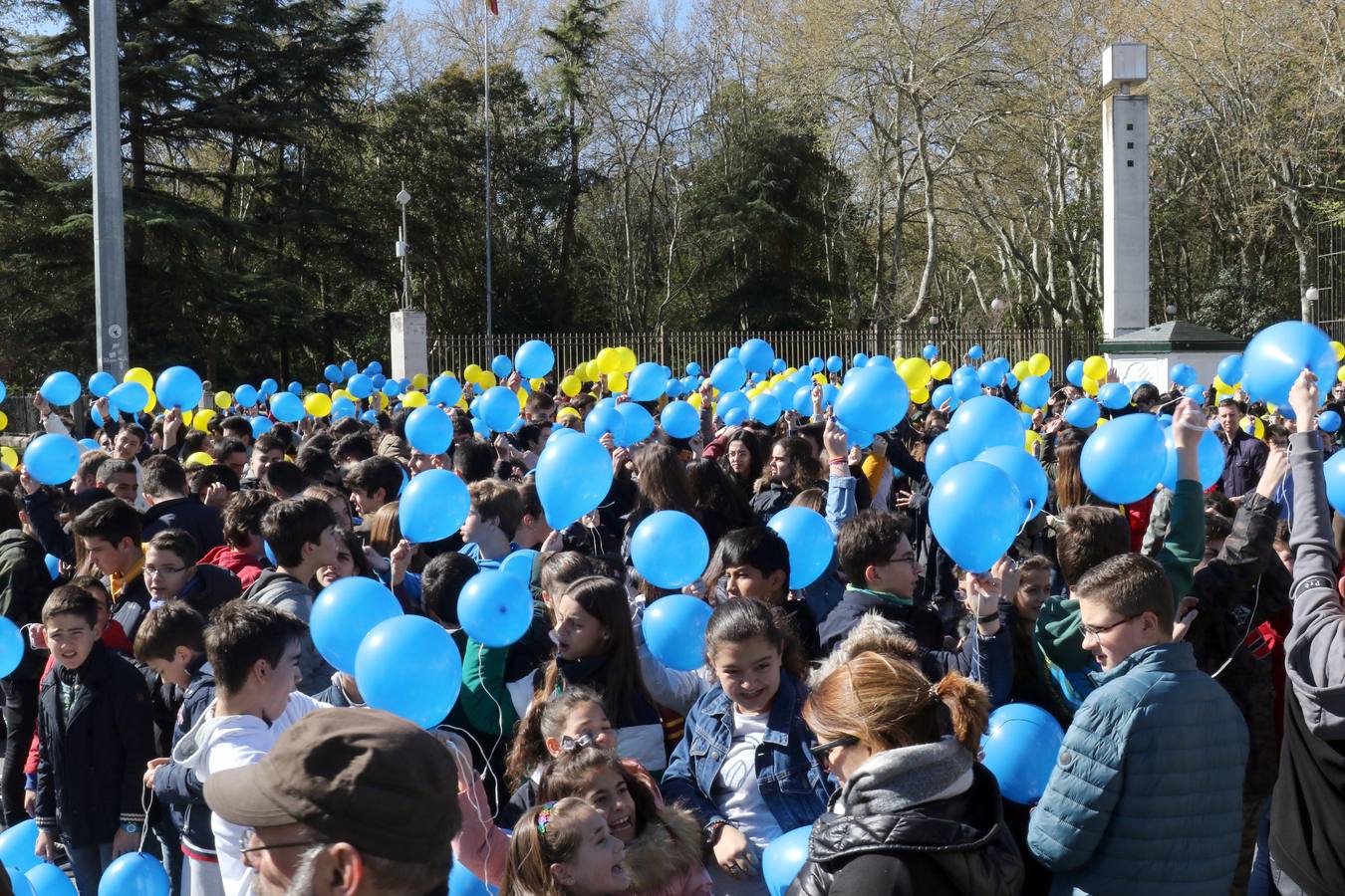 Fotos: Alumnos de La Salle y Lourdes conmemoran el tricentenario del fallecimiento de su fundador