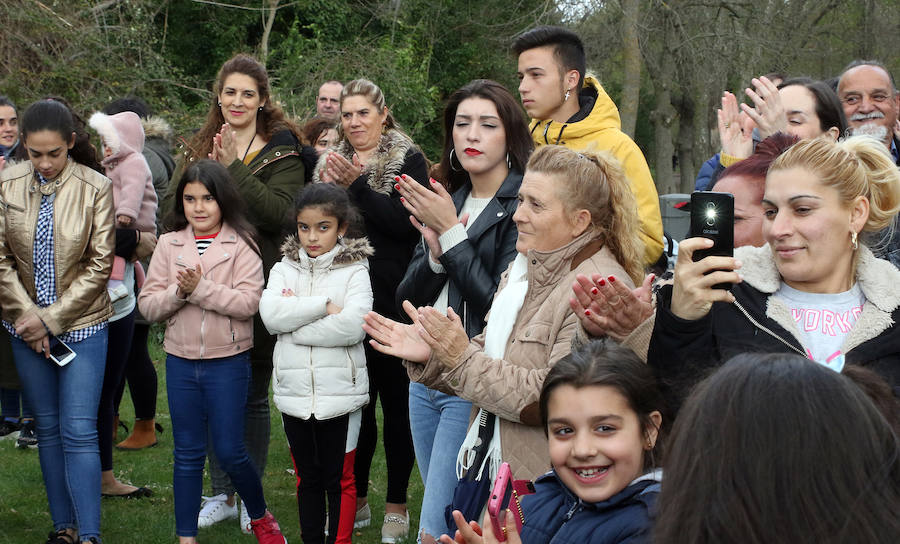 Fotos: Celebración en Segovia del Día Internacional del Pueblo Gitano