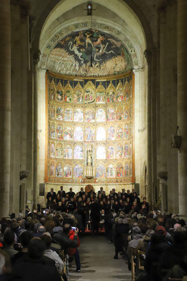 Concierto del Miserere de Doyagüe en la Catedral Vieja.