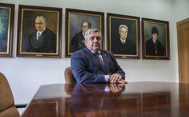 La Universidad de Extremadura critica a la USAL su «agresiva» captación de alumnos