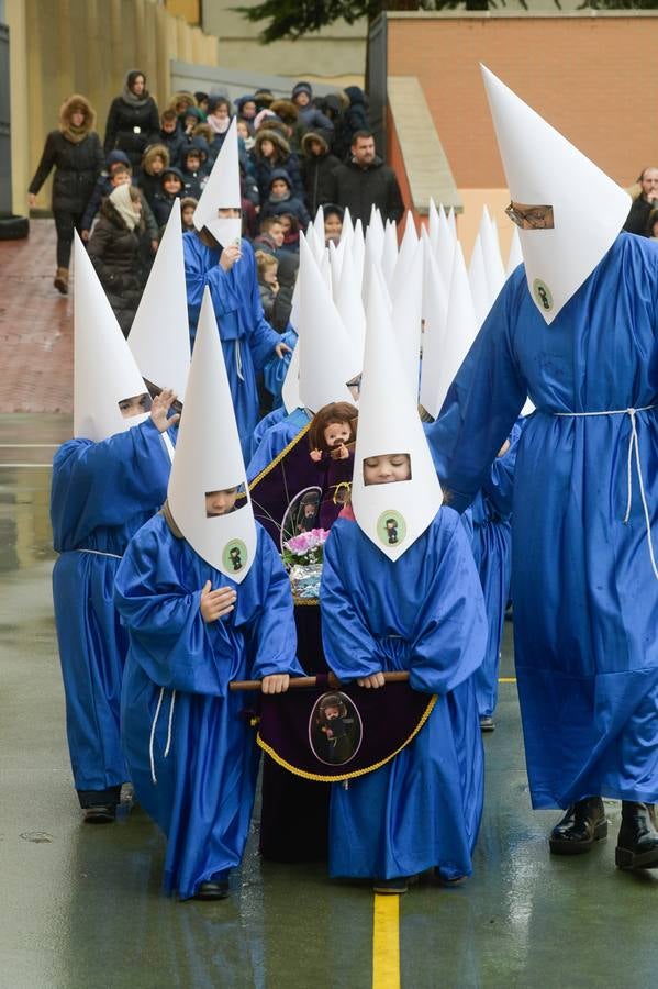 Fotos: Procesión infantil en el colegio Amor de Dios de Valladolid