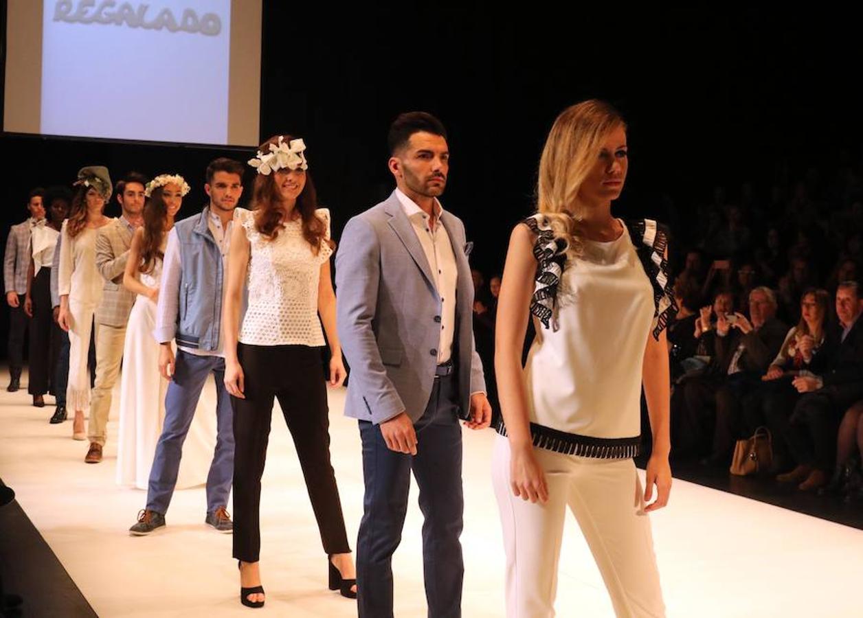 El LAVA ha acogido los pases de modelos de la Semana de la Moda de Valladolid, organizada por el comercio local y el Ayuntamiento.