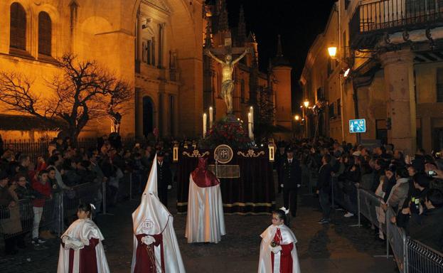 Programa de procesiones del Viernes Santo, 19 de abril, en Segovia