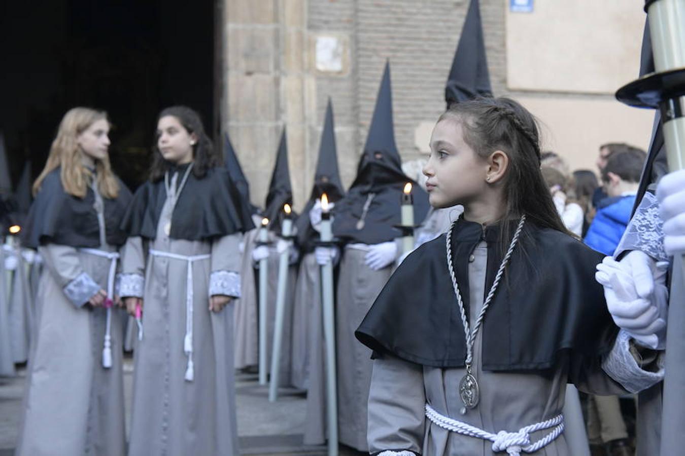 La Procesión de las Cinco Llagas ha recorrido el centro de Valladolid
