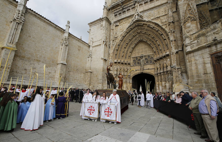 Fotos: Procesión del Domingo de Ramos en Palencia