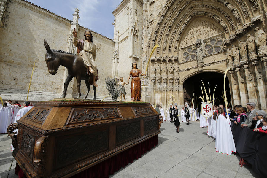 Fotos: Procesión del Domingo de Ramos en Palencia