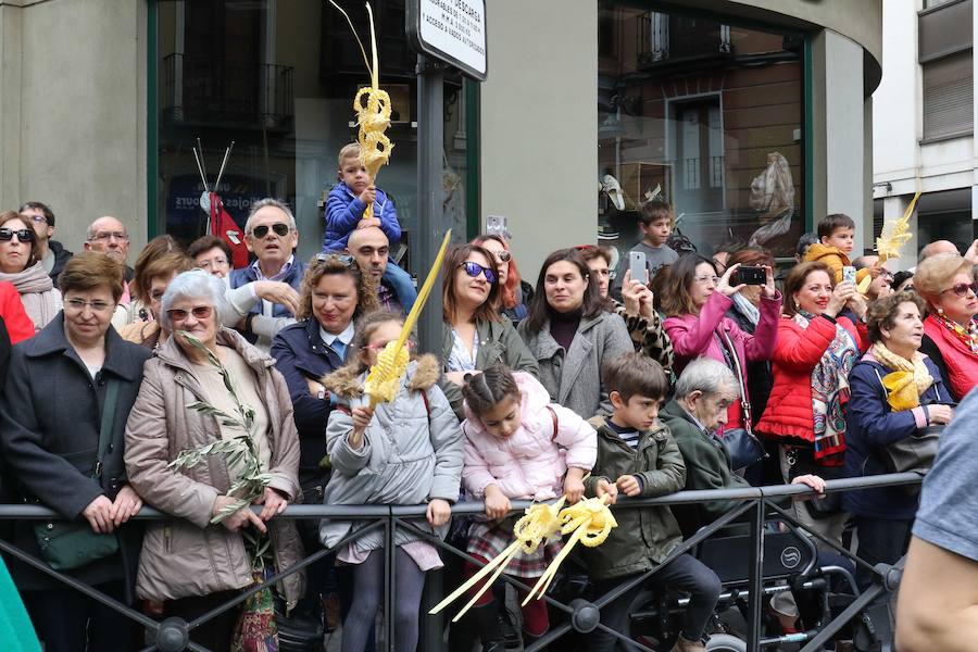 Fotos: Procesión de Las Palmas en Valladolid