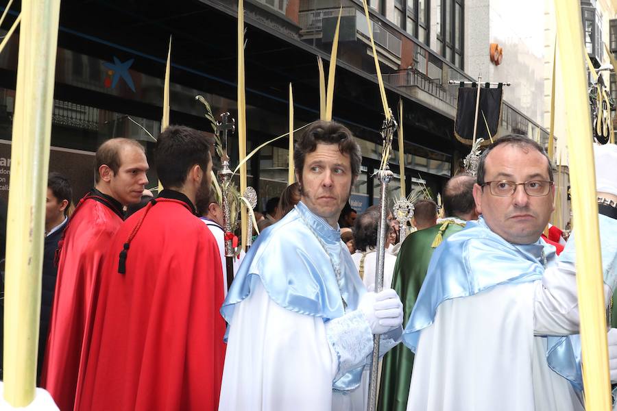 Fotos: Procesión de Las Palmas en Valladolid