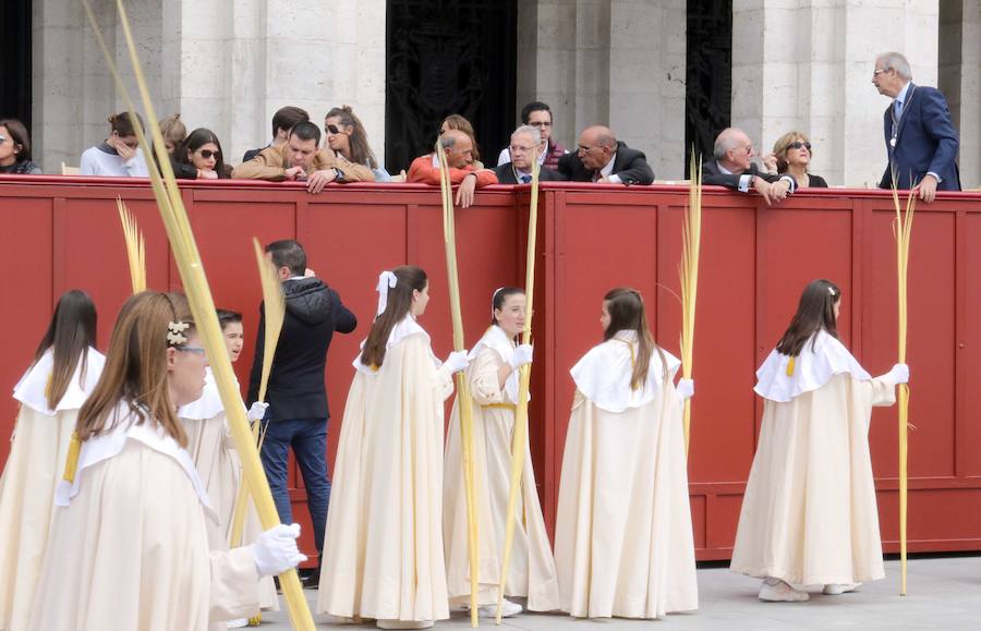 Fotos: Procesión de Las Palmas en Valladolid