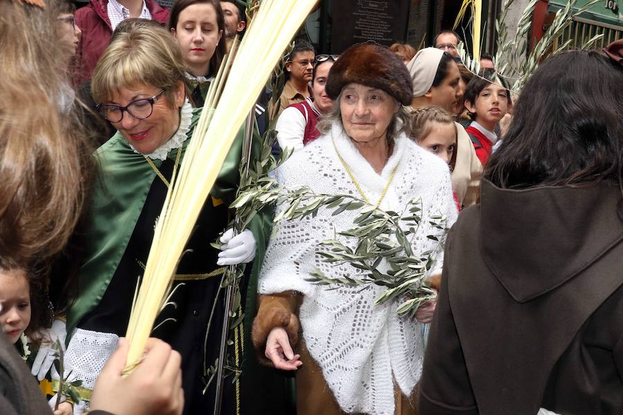 Fotos: Procesión de Las Palmas en Valladolid