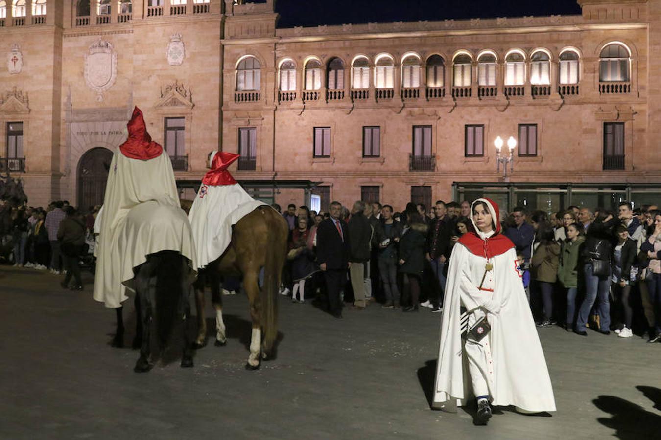 Procesión del Traslado del Cristo de los Trabajos desde Filipinos a la Iglesia de Santiago