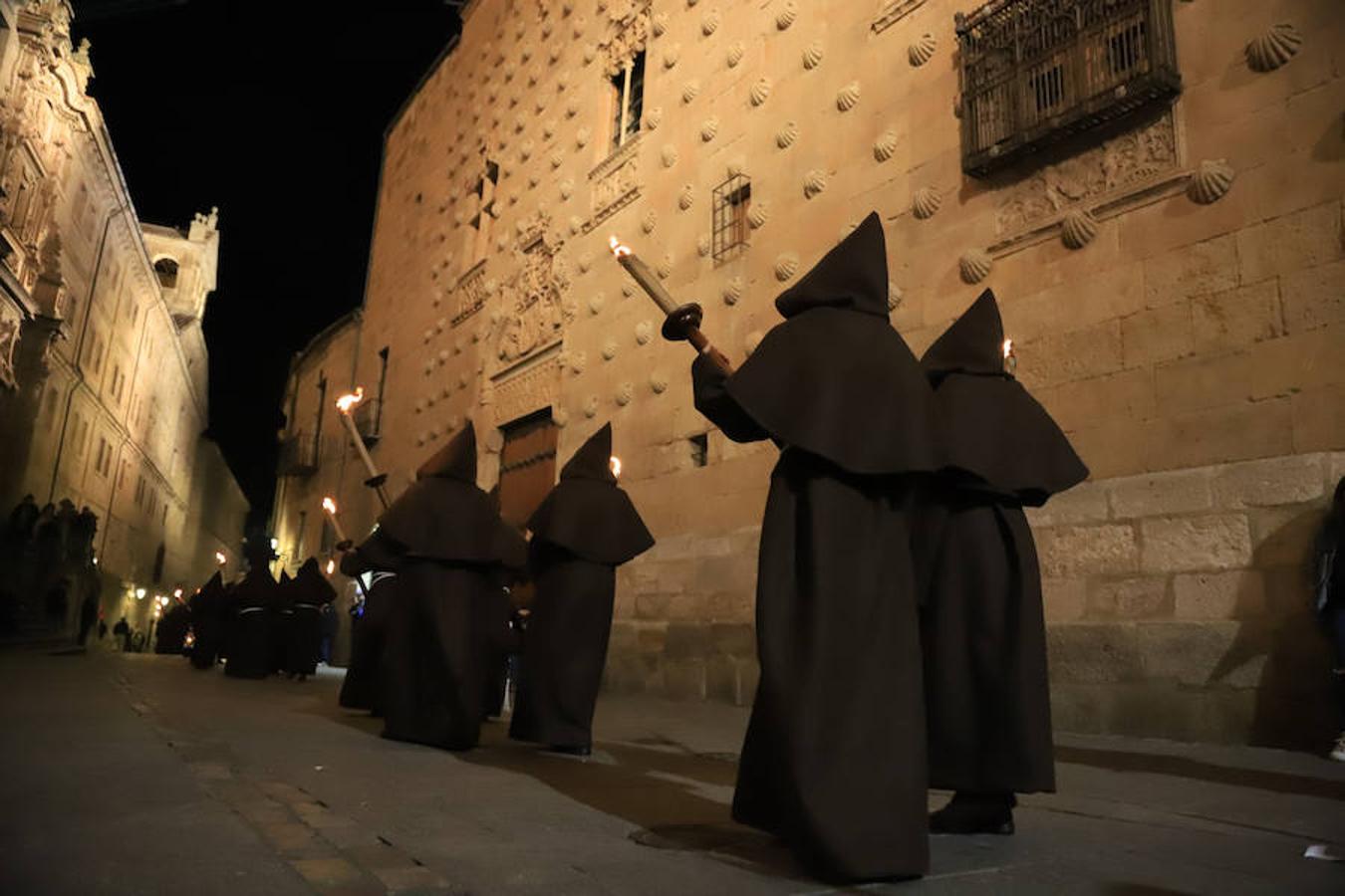 Fotos: Procesión del Cristo de la Humildad en Salamanca