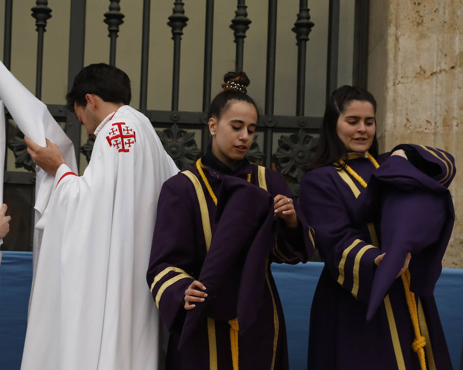 Fotos: Procesión de Las Cinco LLagas en Palencia