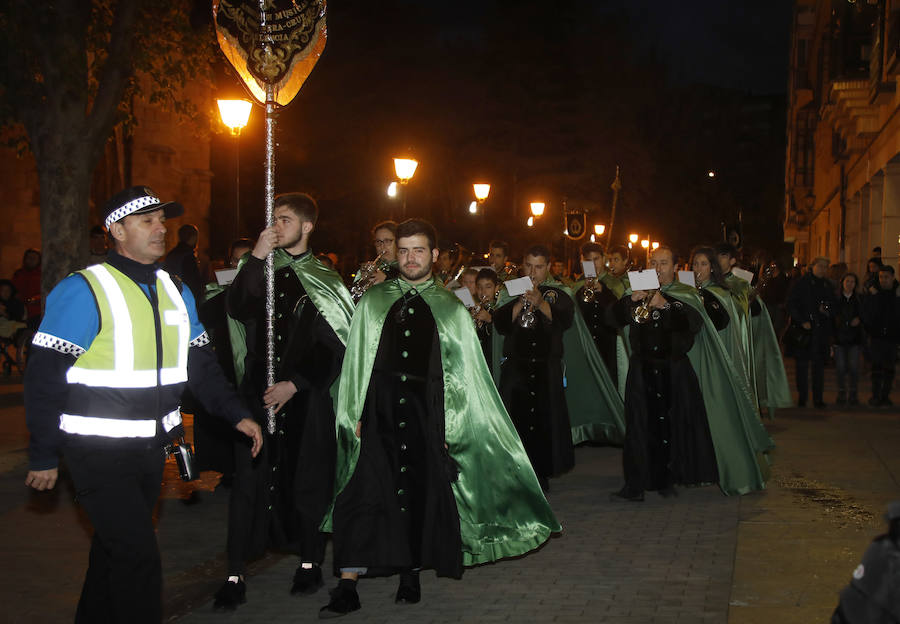 Fotos: Procesión de Las Cinco LLagas en Palencia