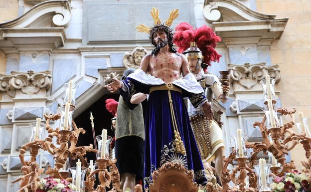 El paso contó con la figura de un centurión romano.