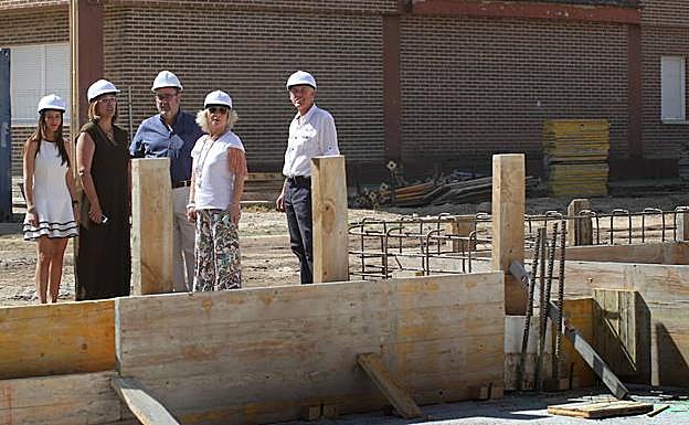 Visita a las obras del nuevo edificio del colegio de Aguilar de Campoo.