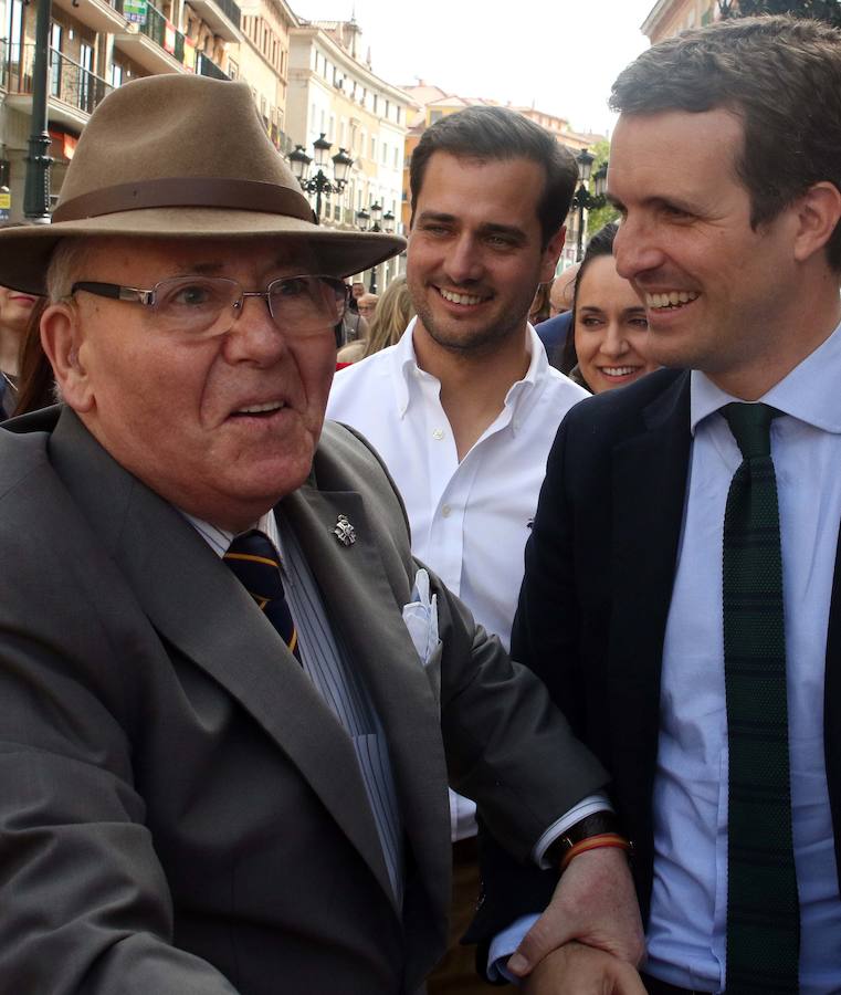 Fotos: El líder del PP, Pablo Casado, de visita por Segovia