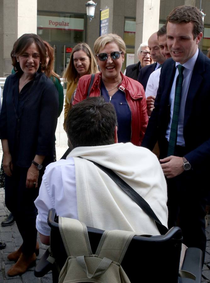 Fotos: El líder del PP, Pablo Casado, de visita por Segovia