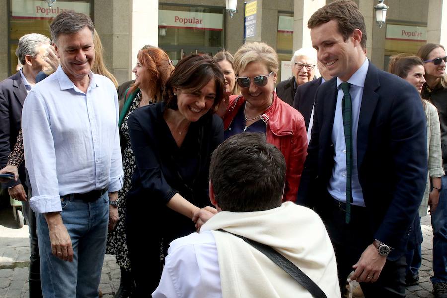 Fotos: El líder del PP, Pablo Casado, de visita por Segovia