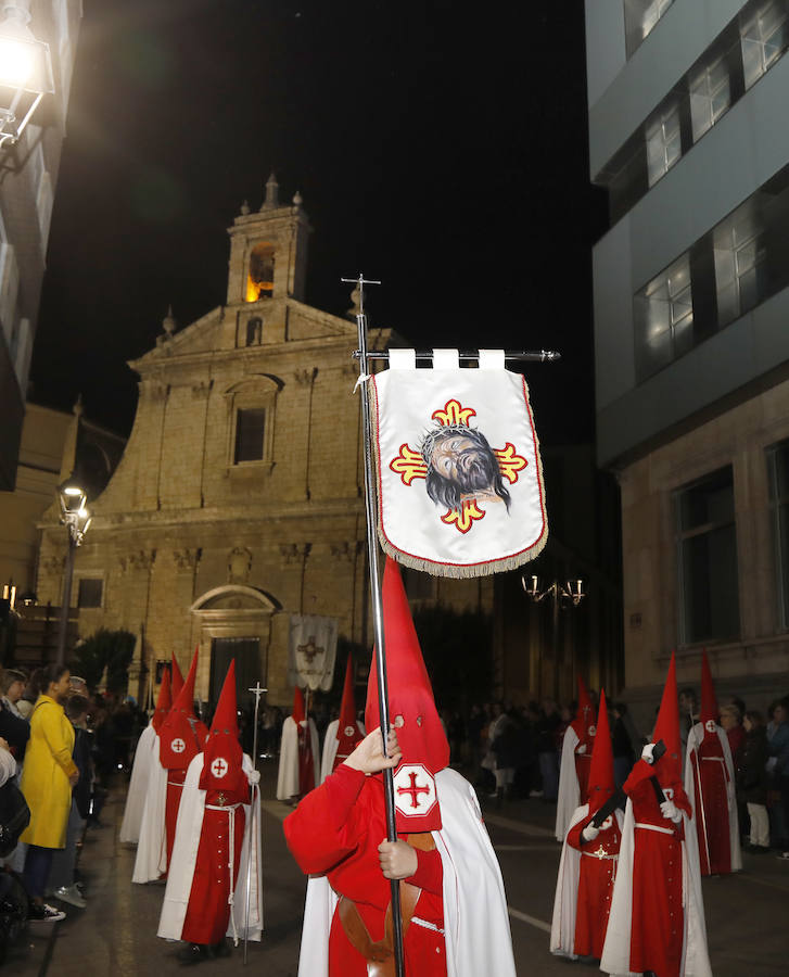 Fotos: Procesión del Prendimiento en Palencia