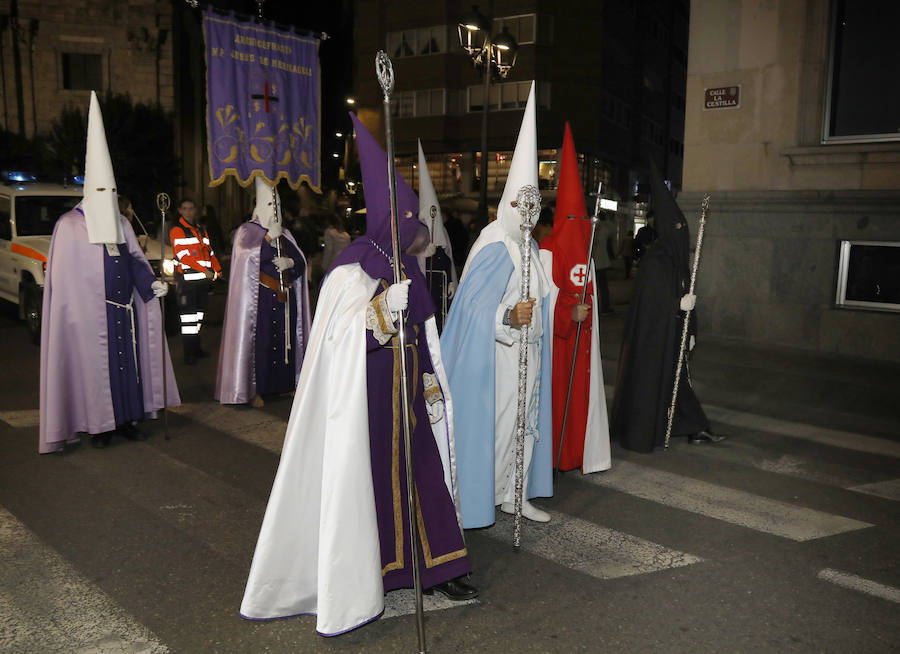 Fotos: Procesión del Prendimiento en Palencia