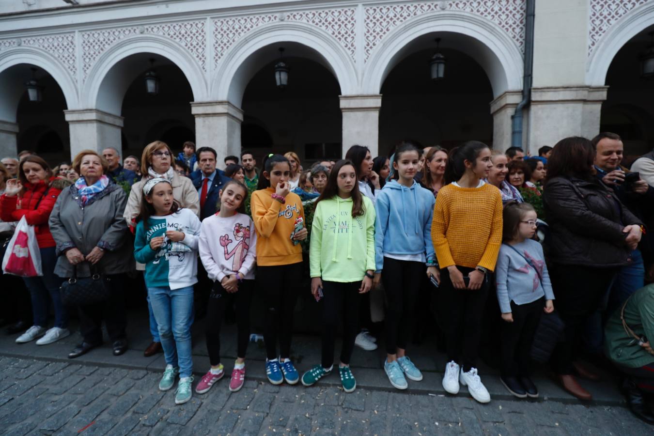 Fotos: Público en la procesión del Encuentro del Martes Santo en Valladolid (1/2)