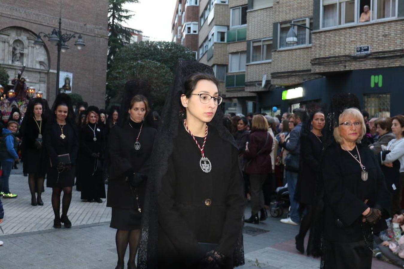 Comitiva de la Cofradía del Despojado en la procesión del Encuentro