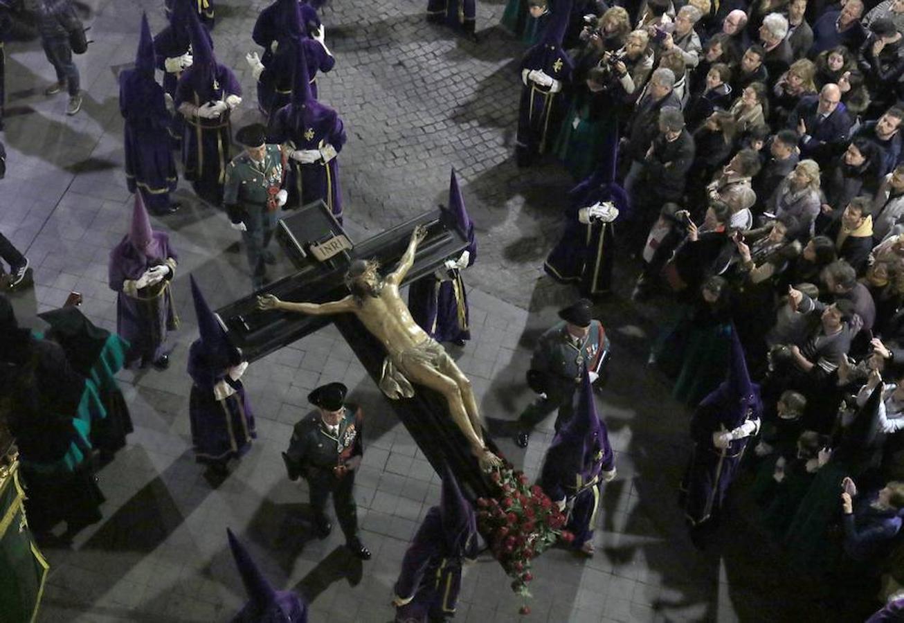 Salida del Vía Crucis Procesional por las calles de Valladolid