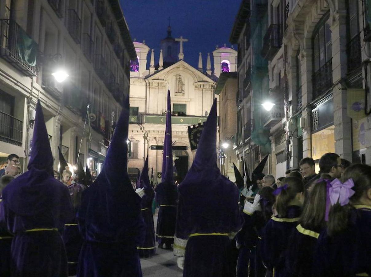 Salida del Vía Crucis Procesional por las calles de Valladolid