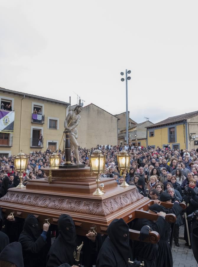 Fotos: Procesión del Mandato y La Pasión en Medina de Rioseco