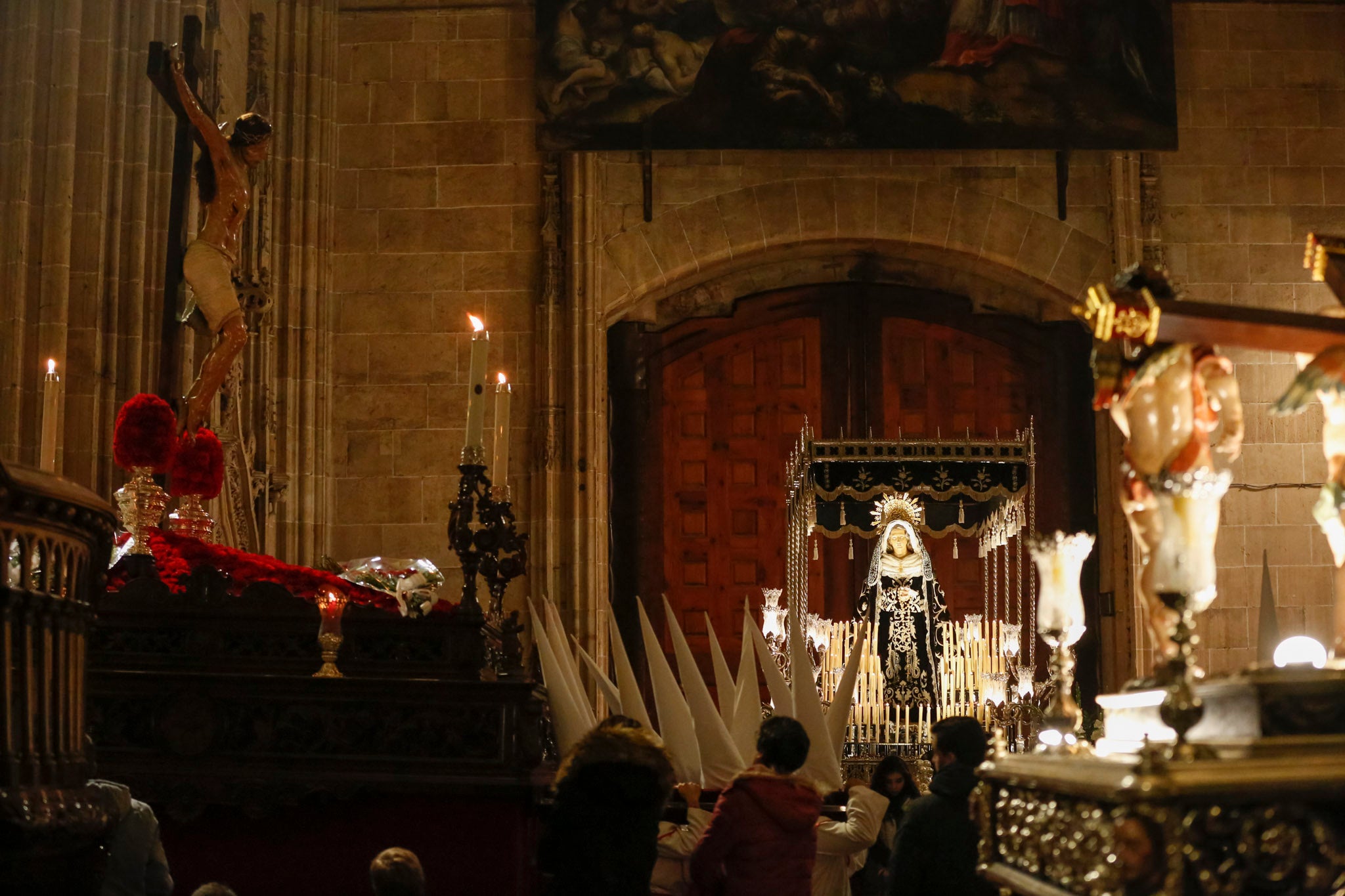 Fotos: El Yacente no pudo salir de la Catedral de Salamanca