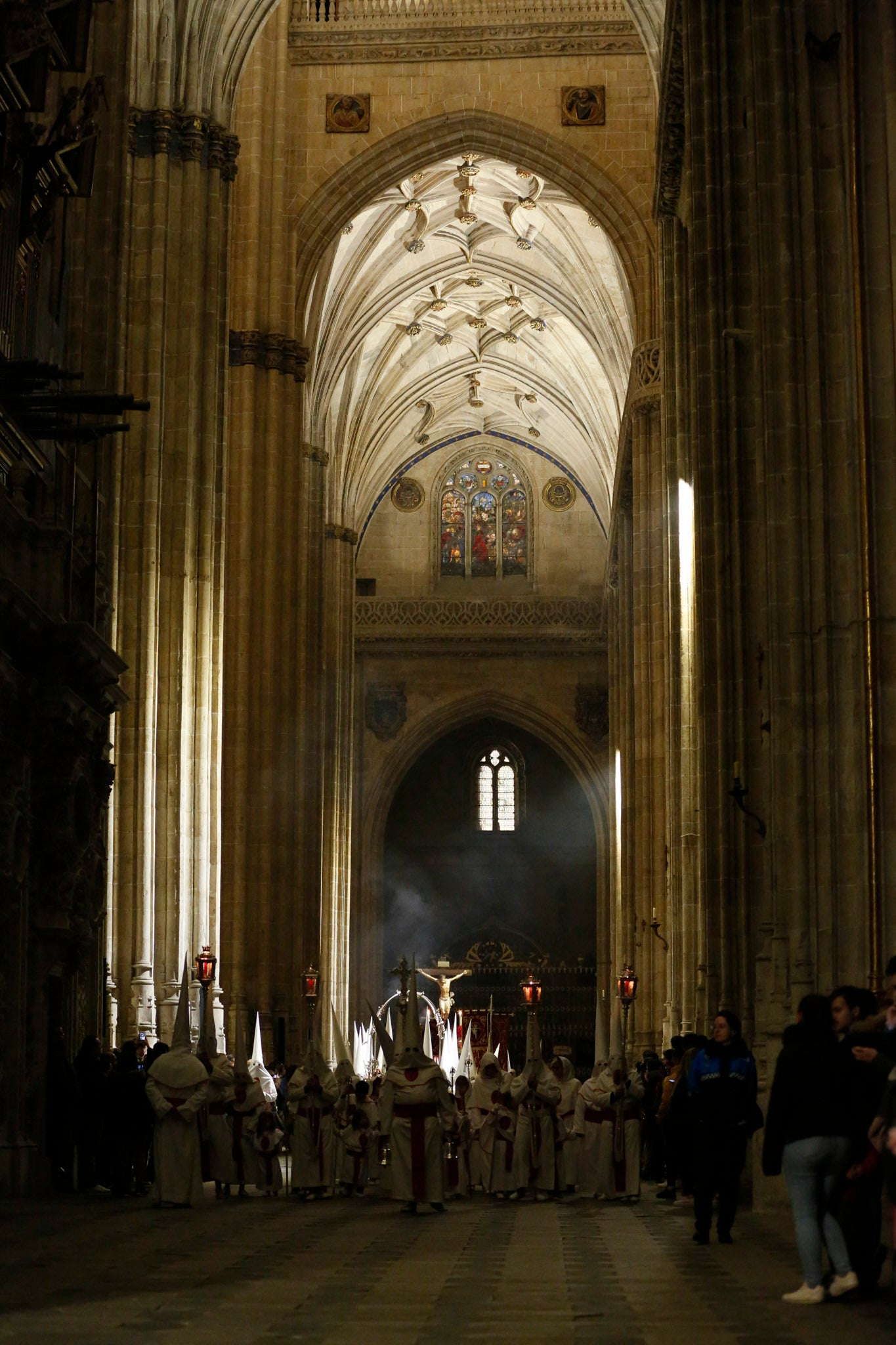 Fotos: El Yacente no pudo salir de la Catedral de Salamanca